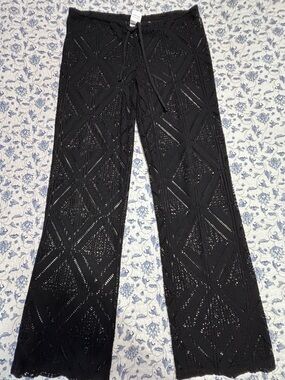 Laundry by Shelli Segal Black open knit crochet type pants Size Medium festival